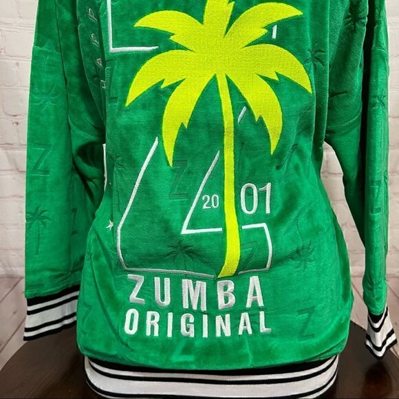 L Zumba Original boat shoulder Pullover. Nwt - Picture 13 of 13